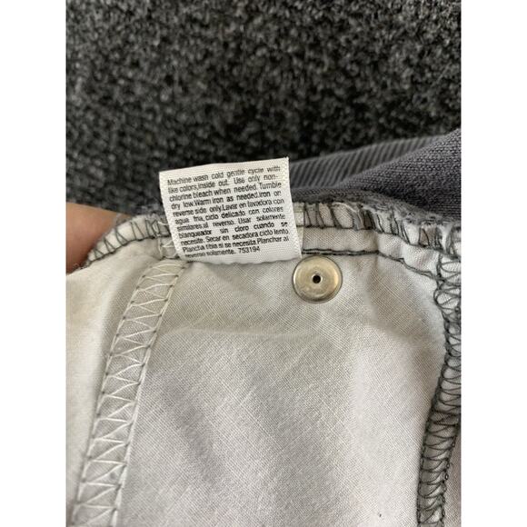 St John’s Bay Women’s Corduroy Pants Straight Fit Bootcut Gray Size 6 P - Picture 16 of 16